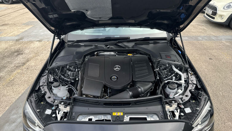 Mercedes-Benz C-Class C300 AMG Line Premium Plus 4dr 9G-Tronic Petrol Saloon